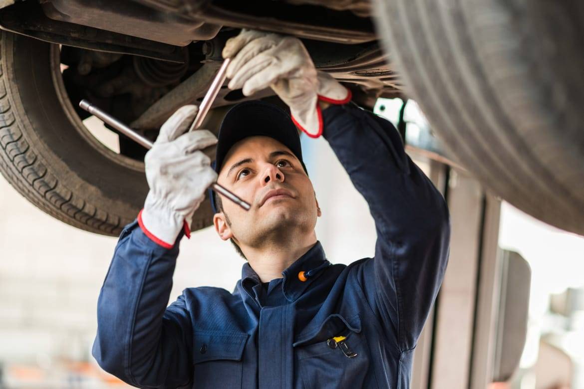 Auto Repair Cost: How Much Is the Average Repair Bill? | Cars.com