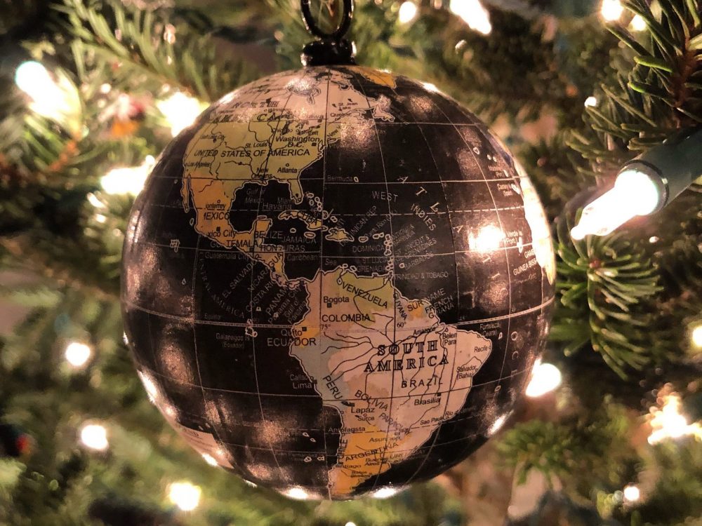 christmas scenes around the world