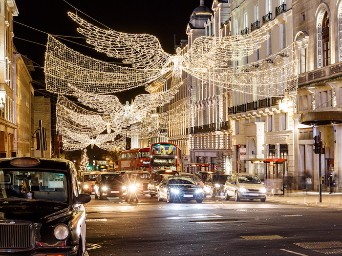 christmas scenes around the world