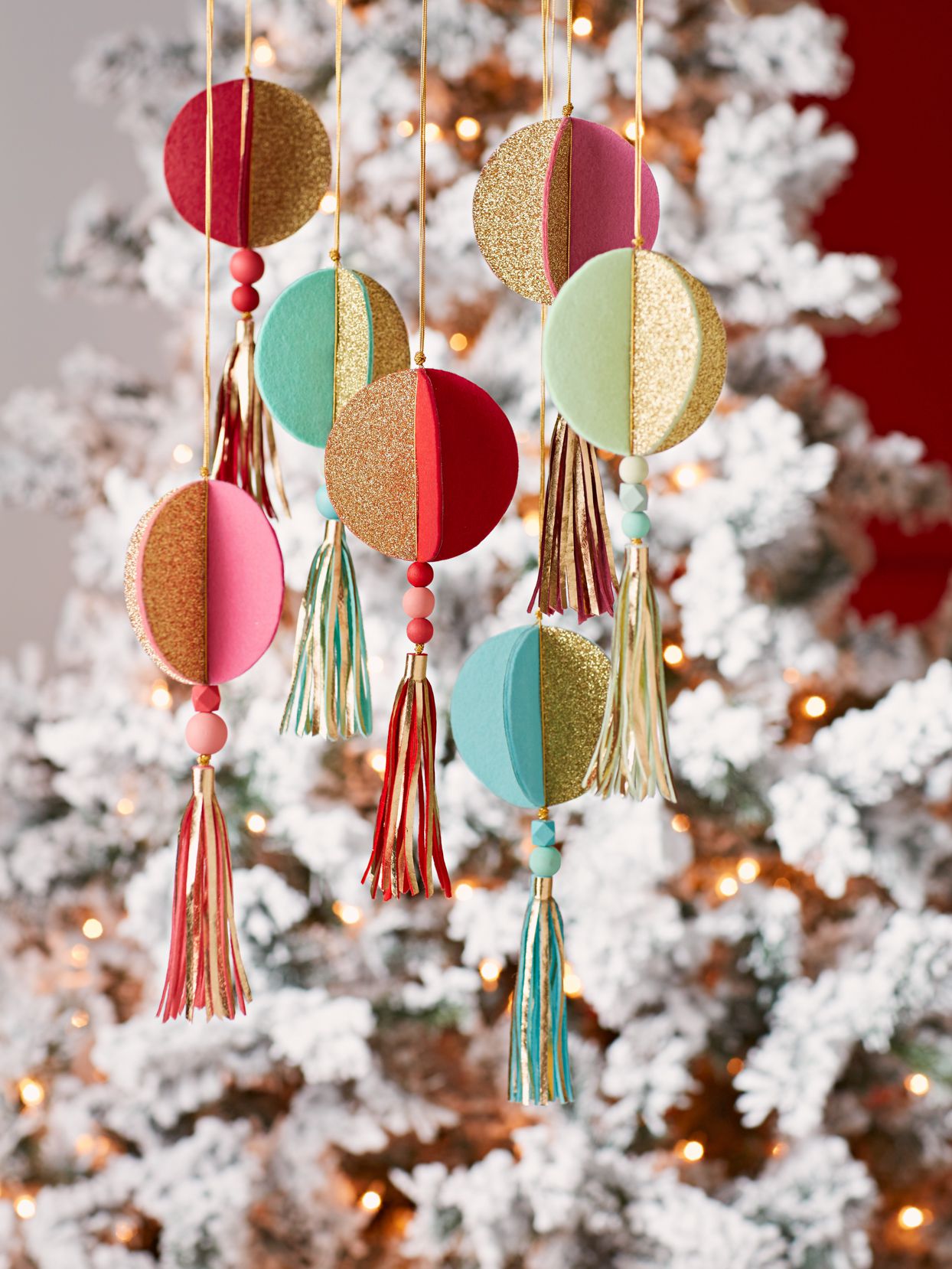 78 Homemade Christmas Ornaments to Give Your Tree Tons of Character