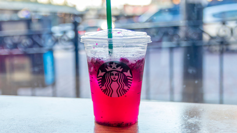 The Gluten-Free Starbucks Refreshers You Need To Know About