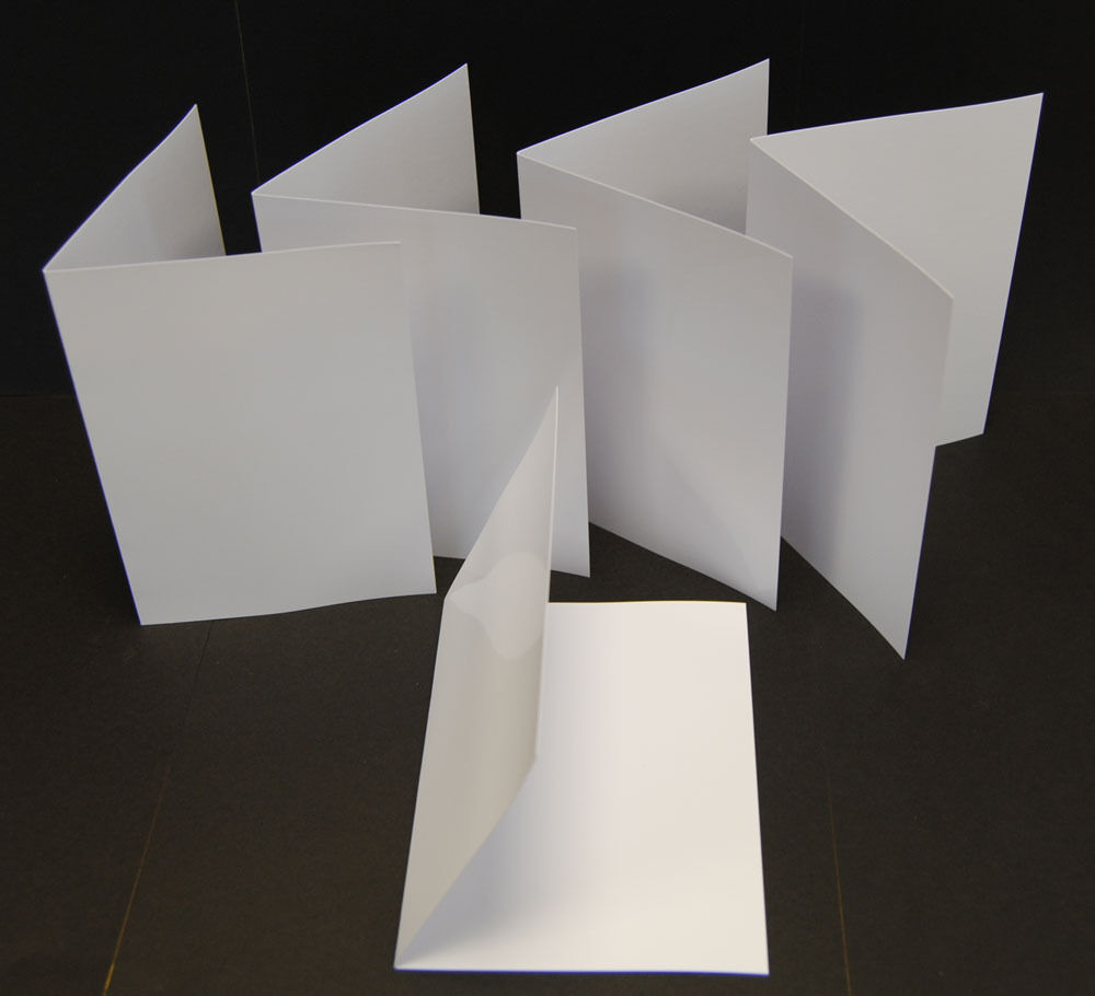 Professional Semi-Gloss Greeting Cards | Reflective Design | Zooprint