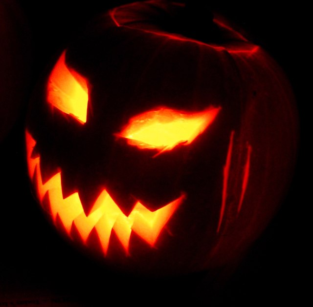 The History of Halloween and True Facts About October 31