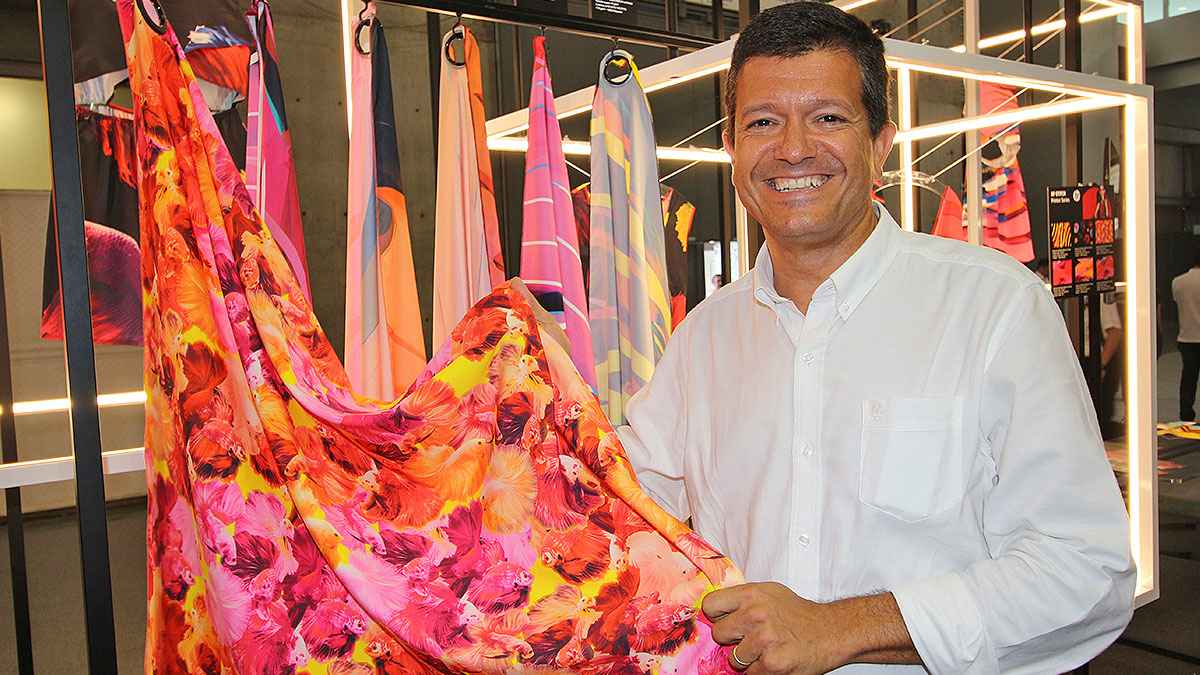 HP Expands Soft Signage, Decor Printing For Latex With New Textile ...