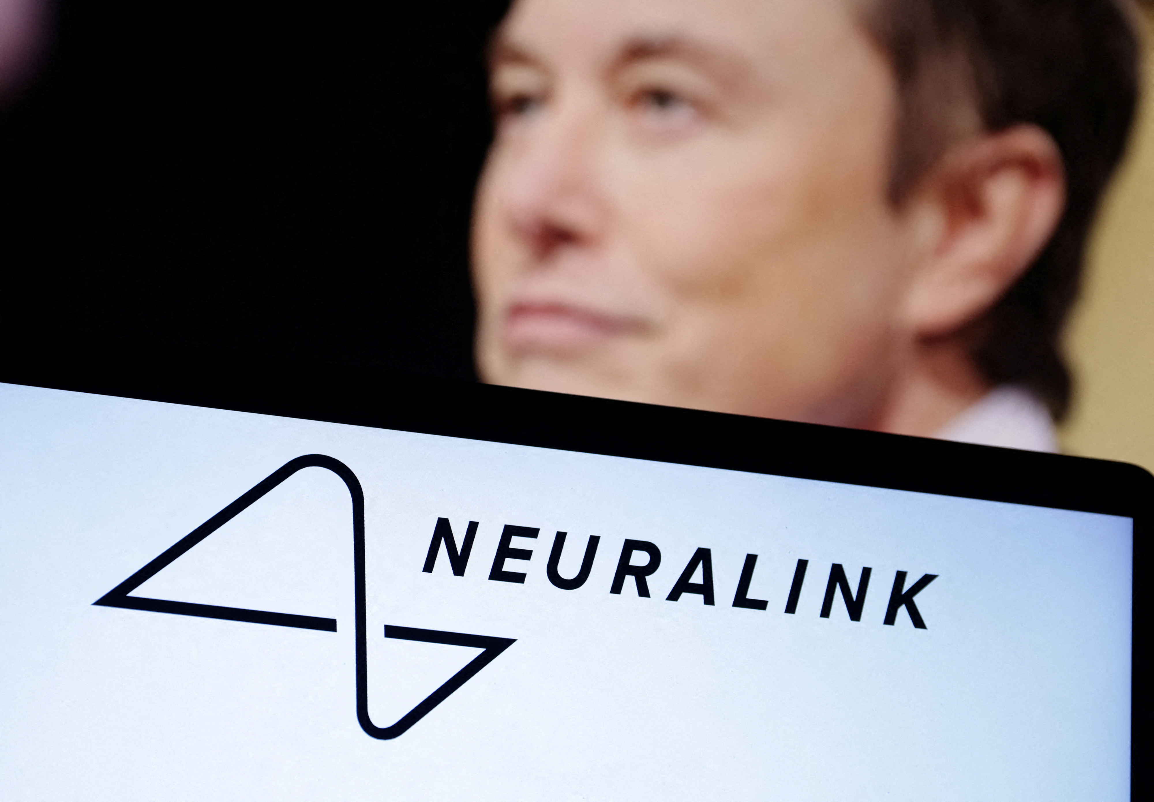 Elon Musk and Bill Maher Talked AI and Social Media - InsideHook