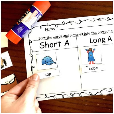 Free Long and Short Vowels worksheets pdf - Cut and Paste