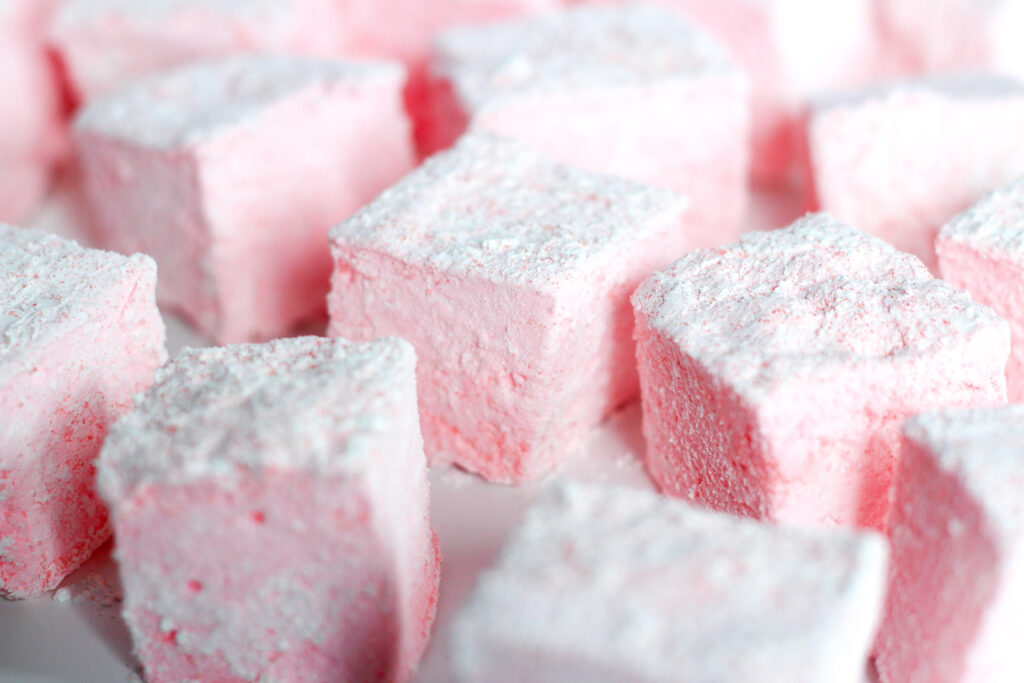 The Best Homemade Pink Strawberries &  Champagne Marshmallows ...