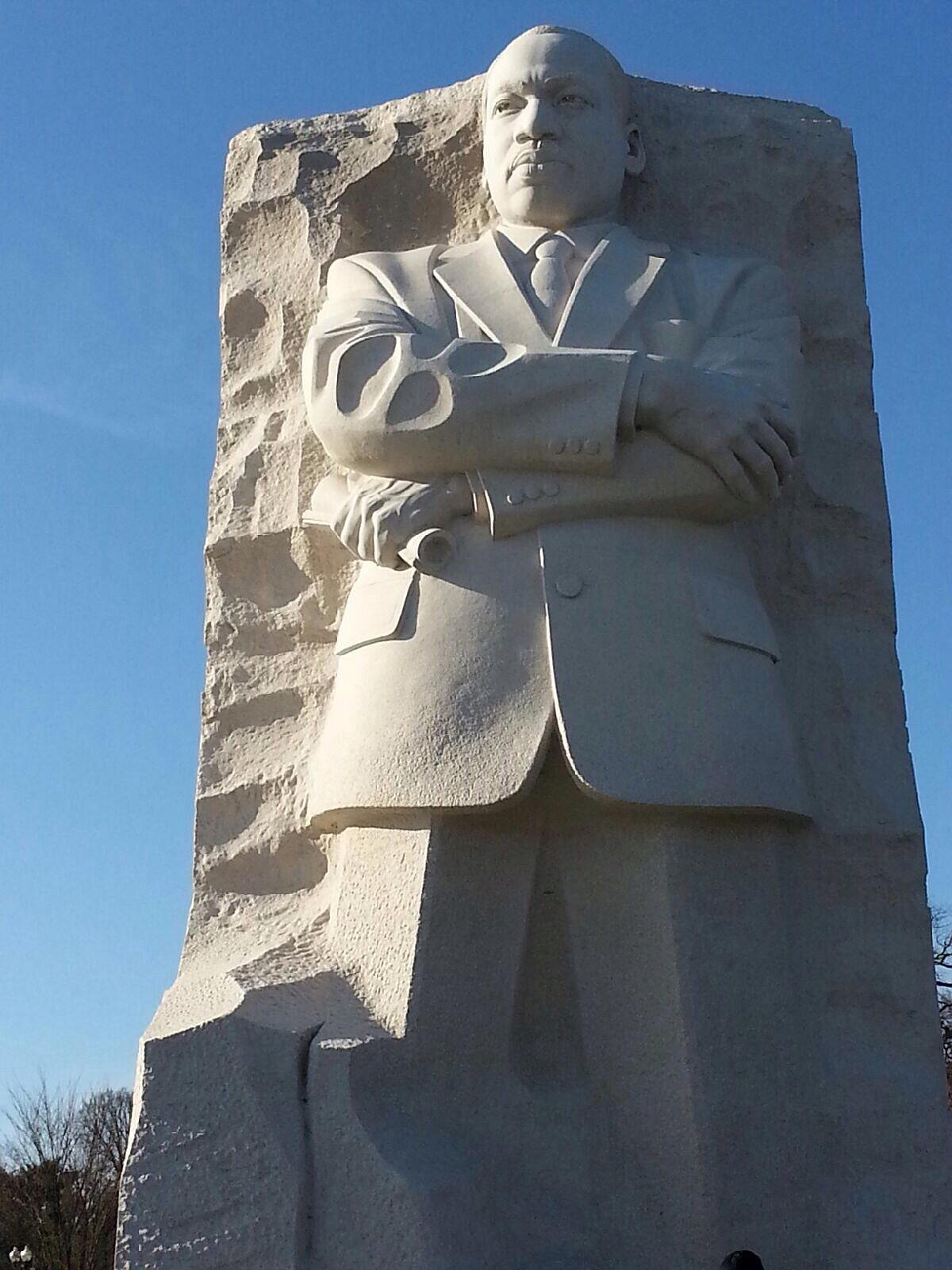 martin luther king statue