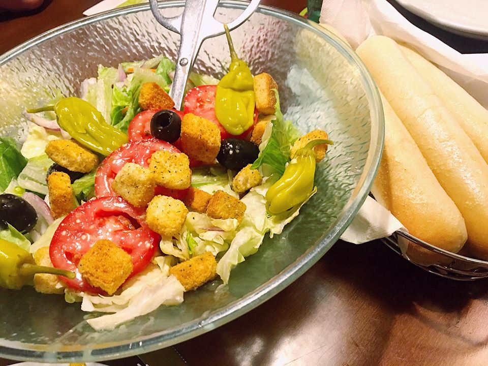 HOT* Score TWO Olive Garden Entrees, Soup/Salad, &  2 Breadsticks ...
