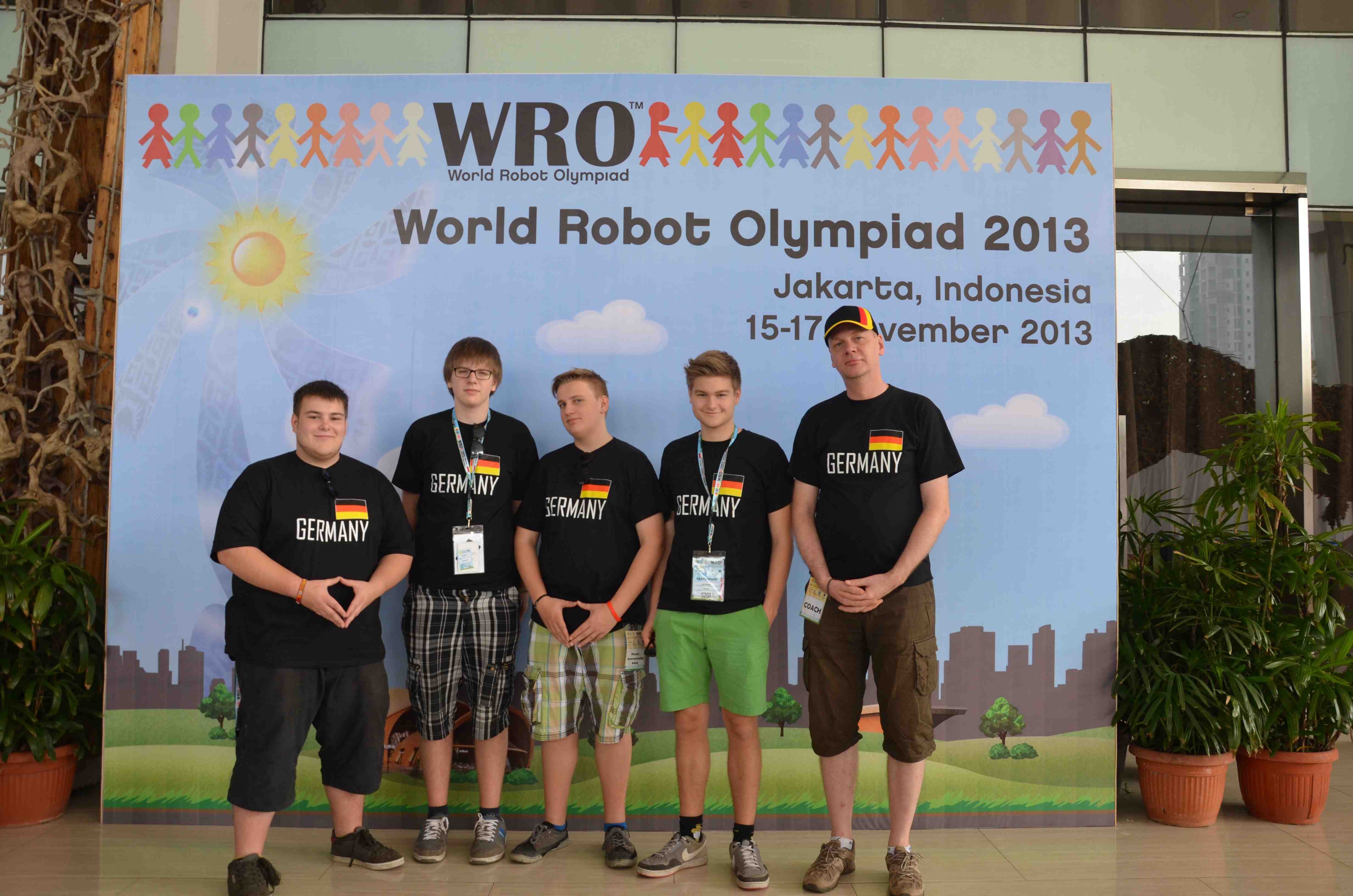 World Robot Olympiad (WRO) - 19.02.2014 - Team Dacil Schwerte bei ...