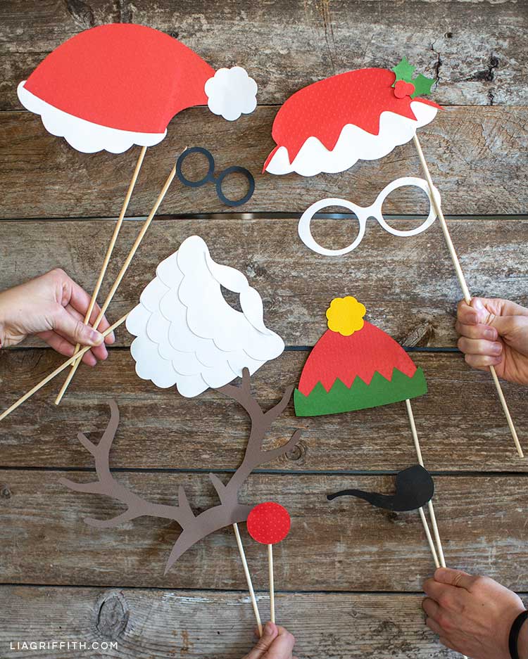 photo booth props diy and free printable christmas