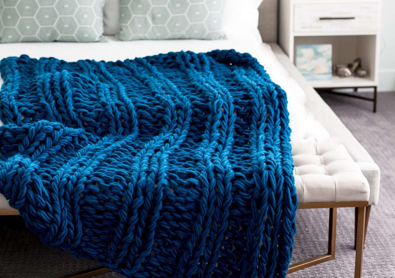 9 Top Arm Knitting Patterns That Dont Require Needles