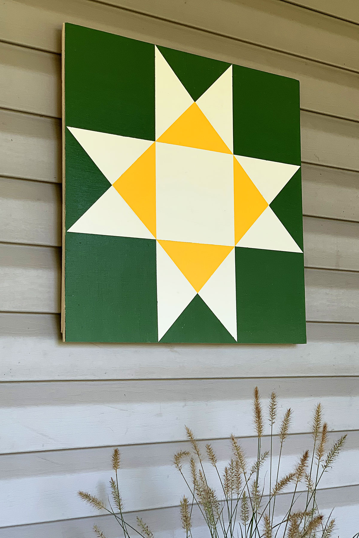 Free printable barn quilt patterns Download Free printable barn quilt
