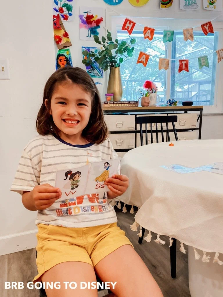 Disney Alphabet Flash Card Printable | brb going to disney