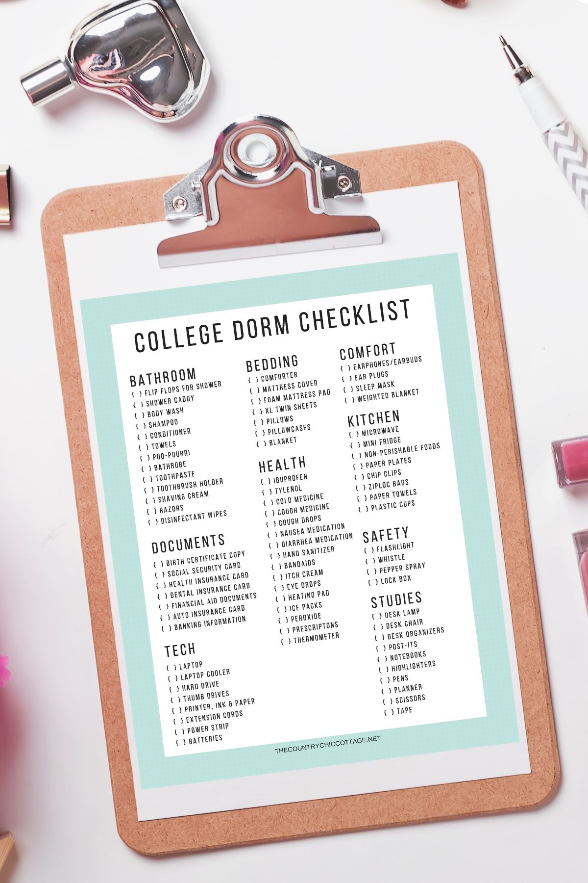 Free Printable College Dorm Checklist - Angie Holden The Country ...