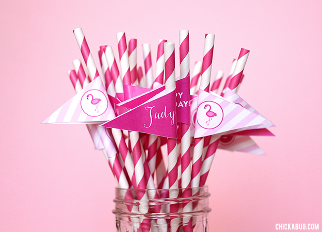 Fun flamingo straw flags - Chickabug
