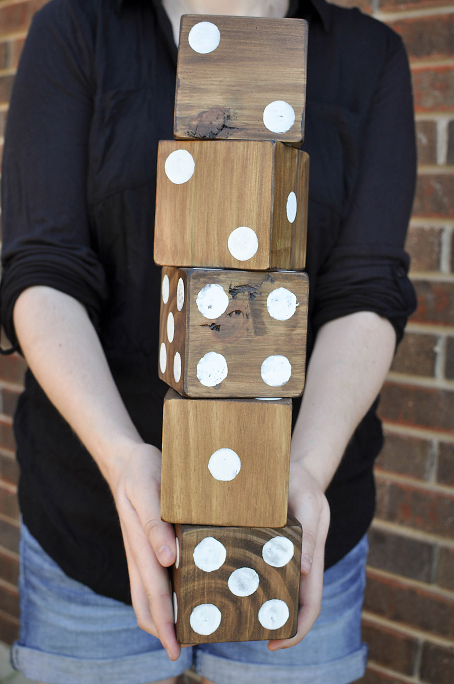How to Make Giant Yard Dice + Free Printable Yardzee! - Our ...