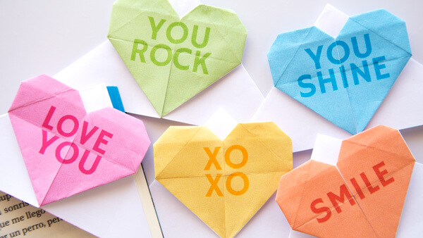 Heart Corner Bookmarks - The Printables Fairy