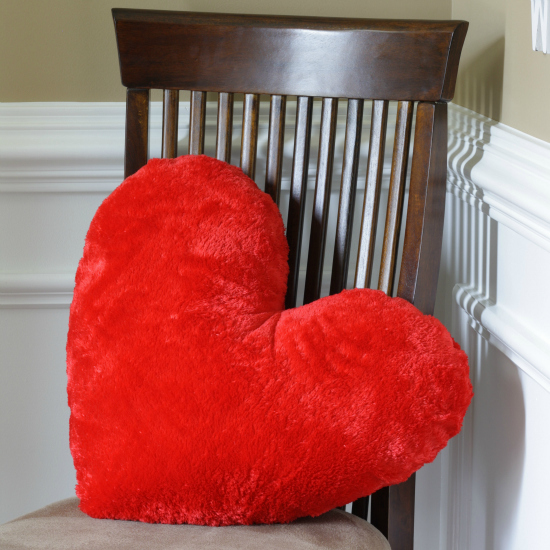 Free Valentines Heart Pillow Sewing Pattern - DIY Crush