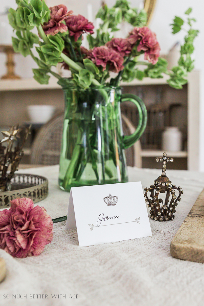 Crown and Leaf Place Cards - Free Printable - Jamie Lundstrom
