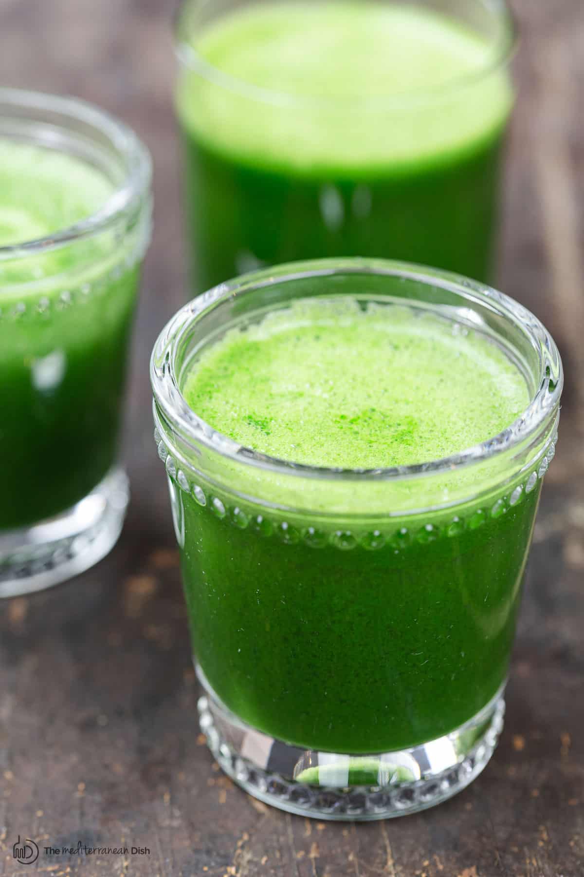 Simple Green Juice Recipe + Tips - The Mediterranean Dish