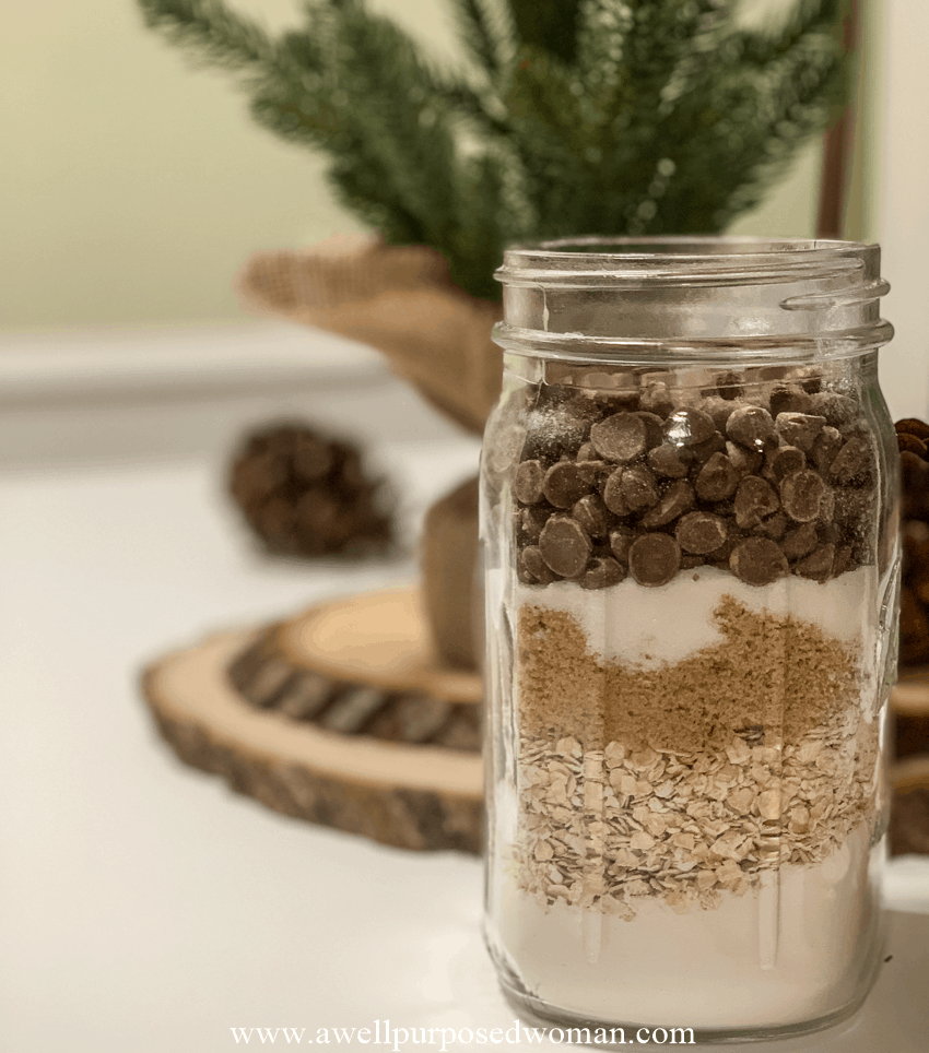 Mason Jar Cookies (Free Printable gift) - A Well Purposed Woman