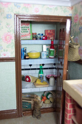Free Printable Dollhouse grocery menu