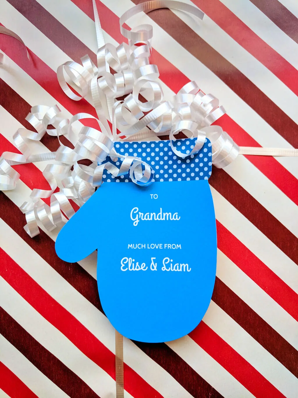 Cute mittens Christmas gift tags printable template - type to ...