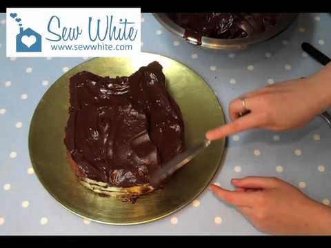 Really Easy Owl Cake Recipe