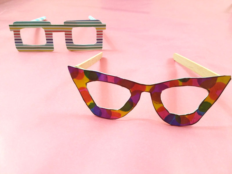 Paper Glasses - Color-in Pretend Glasses Craft * Moms and Crafters