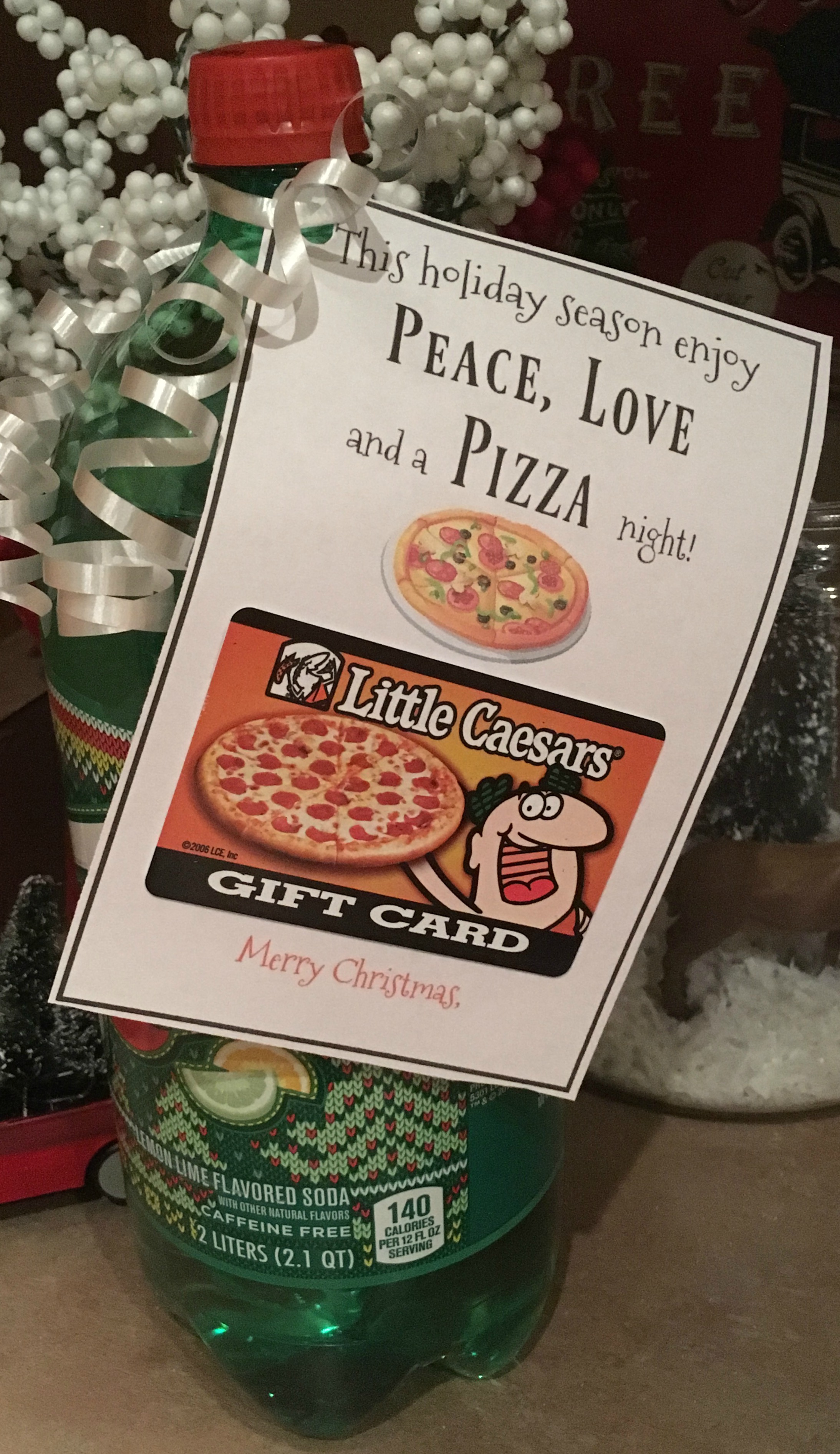 Pizza Night Christmas Gift Idea for Teachers - A Fun and Frugal Life