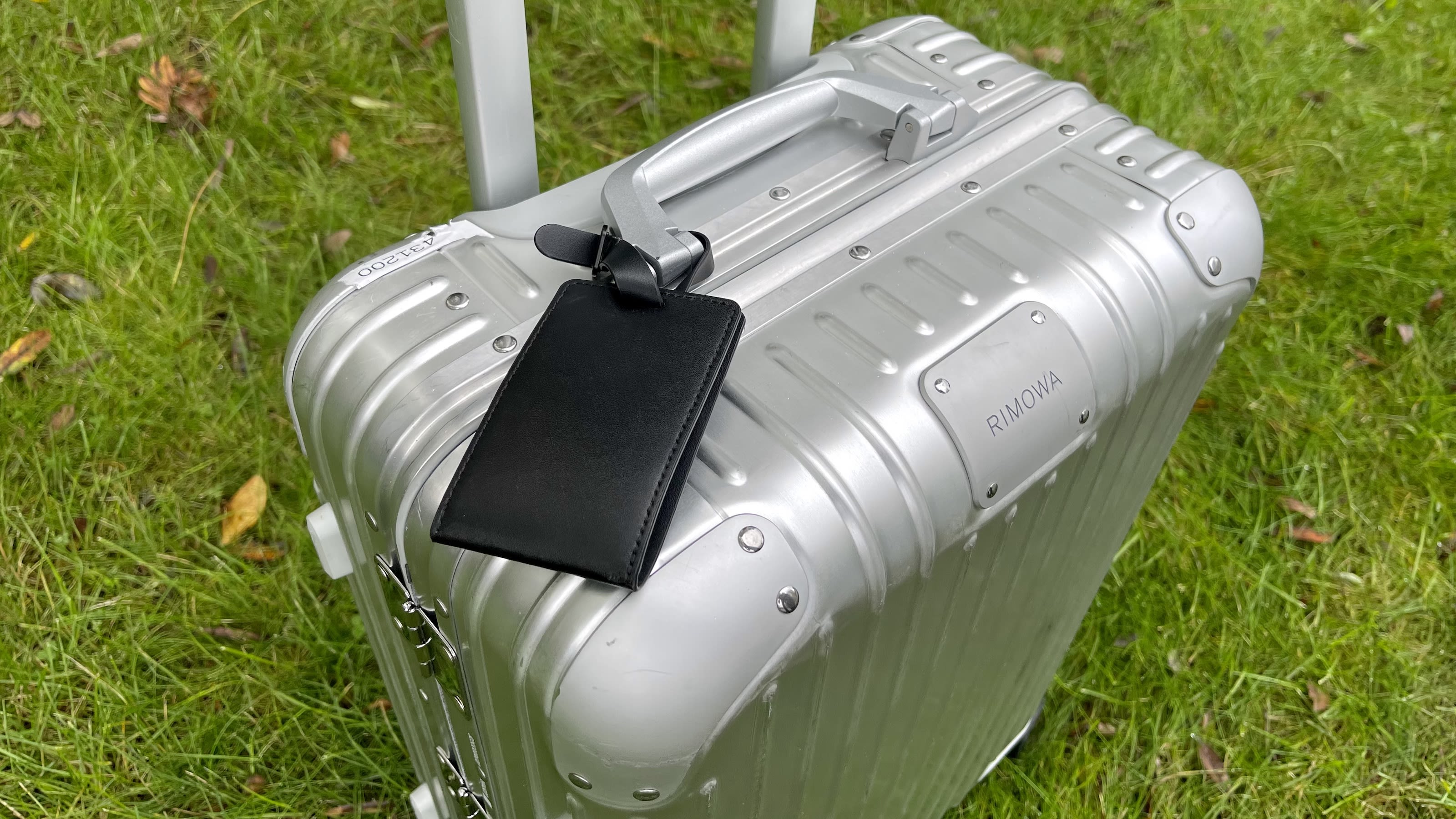 The 27 best luggage tags of 2024, perfect for frequent flyers ...