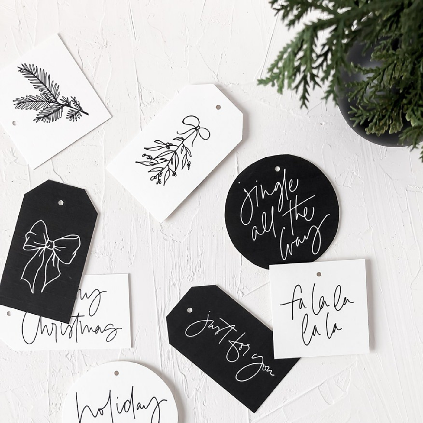 Free Printable Holiday Gift Tags to Uplevel Your Gifts - Saffron ...