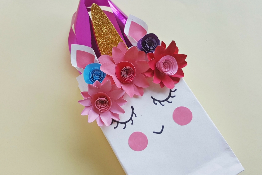 DIY Unicorn Gift Bags with Free Prinables | Mum In The Madhouse