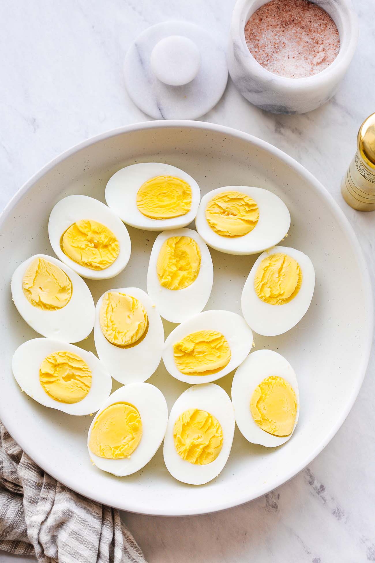 How to Make Hard Boiled Eggs