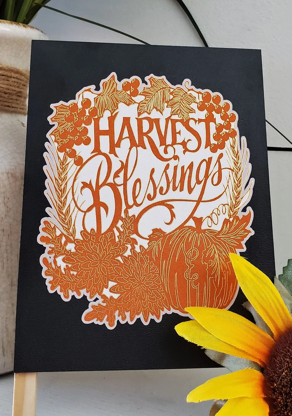How to Easily Apply Cricut Foil on Printable Vinyl! - Leap of ...