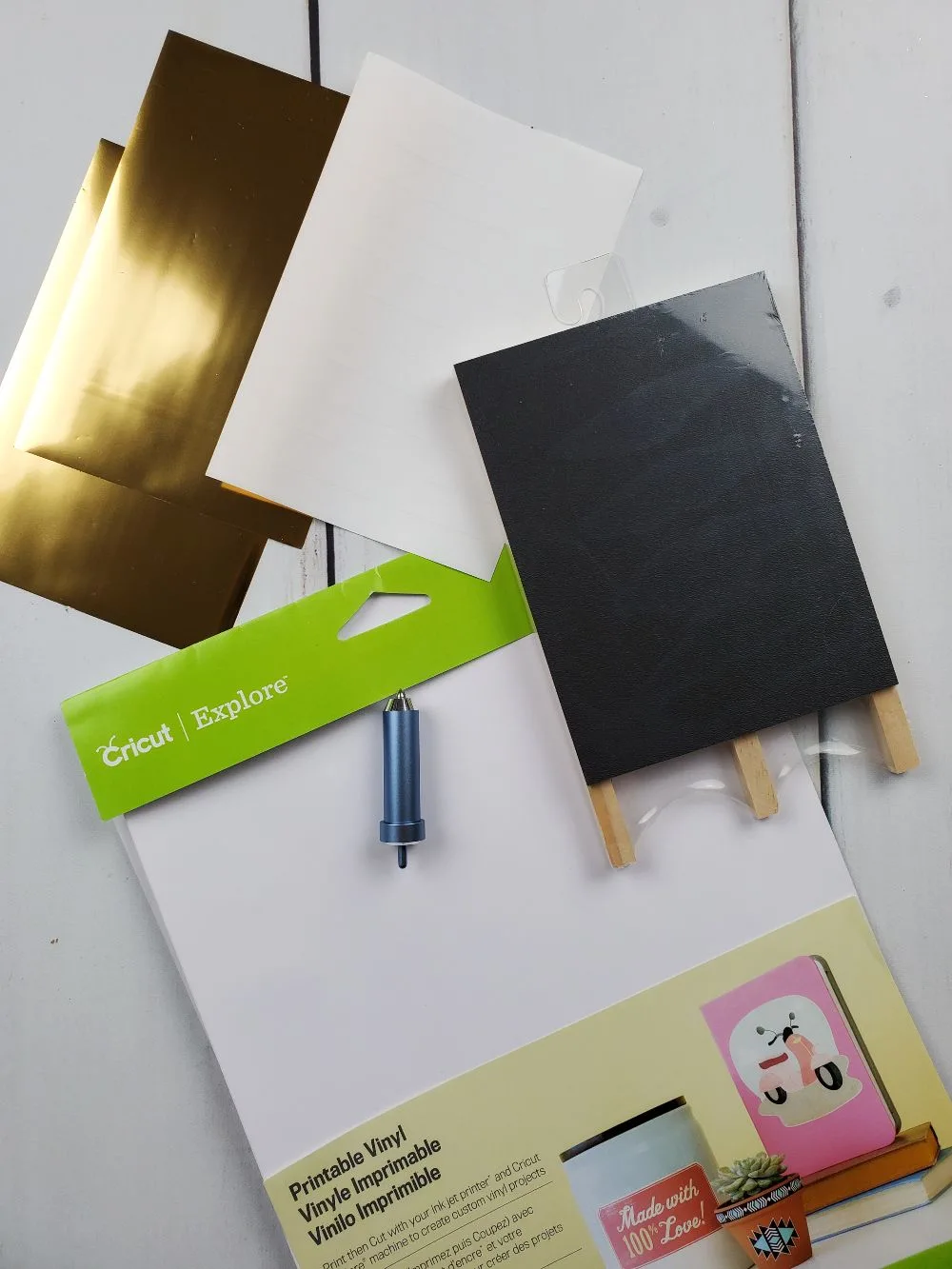 How to Easily Apply Cricut Foil on Printable Vinyl! - Leap of ...