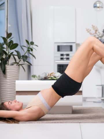 The Best Full Body Workout For Women (no equipment, with PDF)