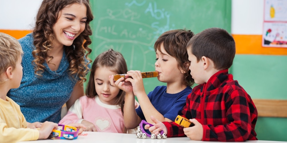 Whats a good way to teach social skills, especially in a group?