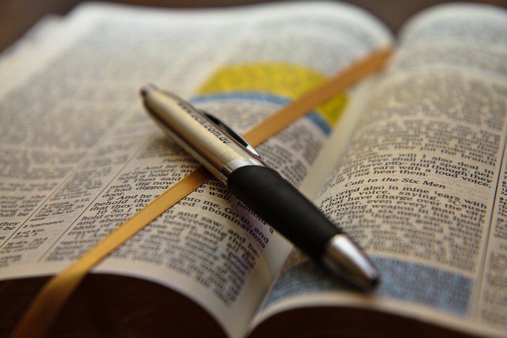 Bible Studies - Highlands Presbyterian Church