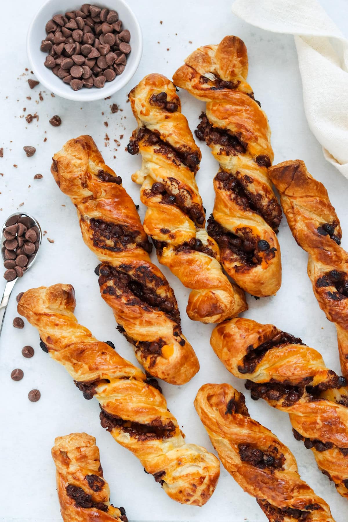 Chocolate Twist Recipe (With Custard) - My Morning Mocha