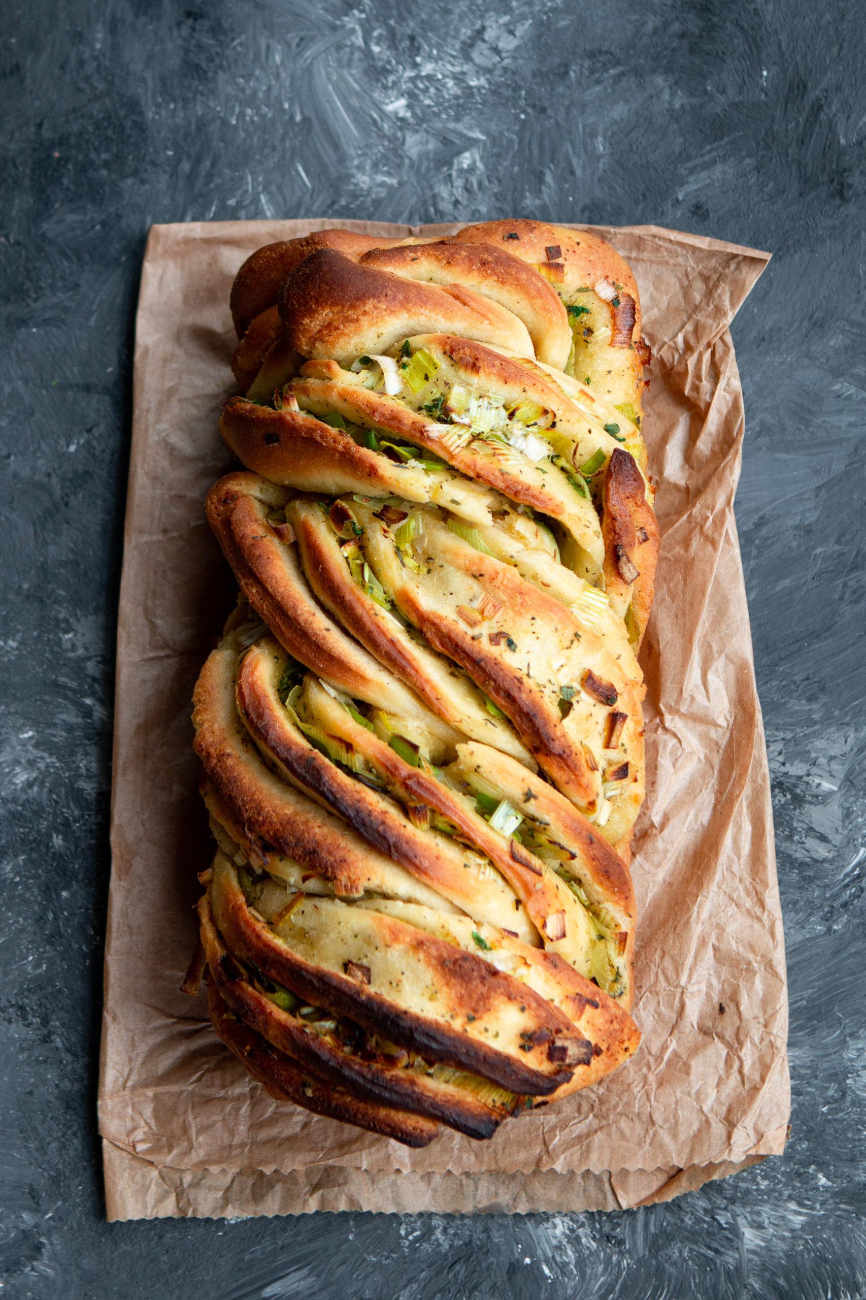 Garlic &  Leek Twist Bread