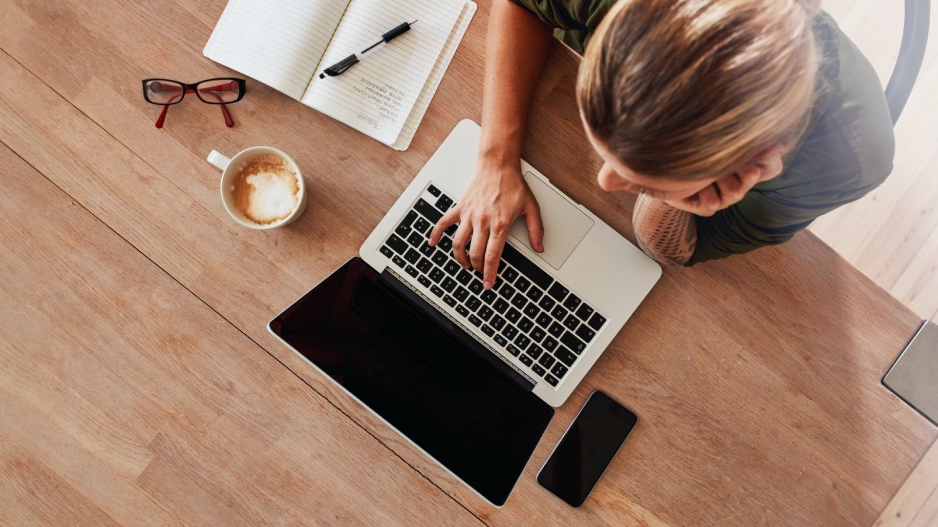 A Stanford Professor Says Working From Home Makes You Happier and ...