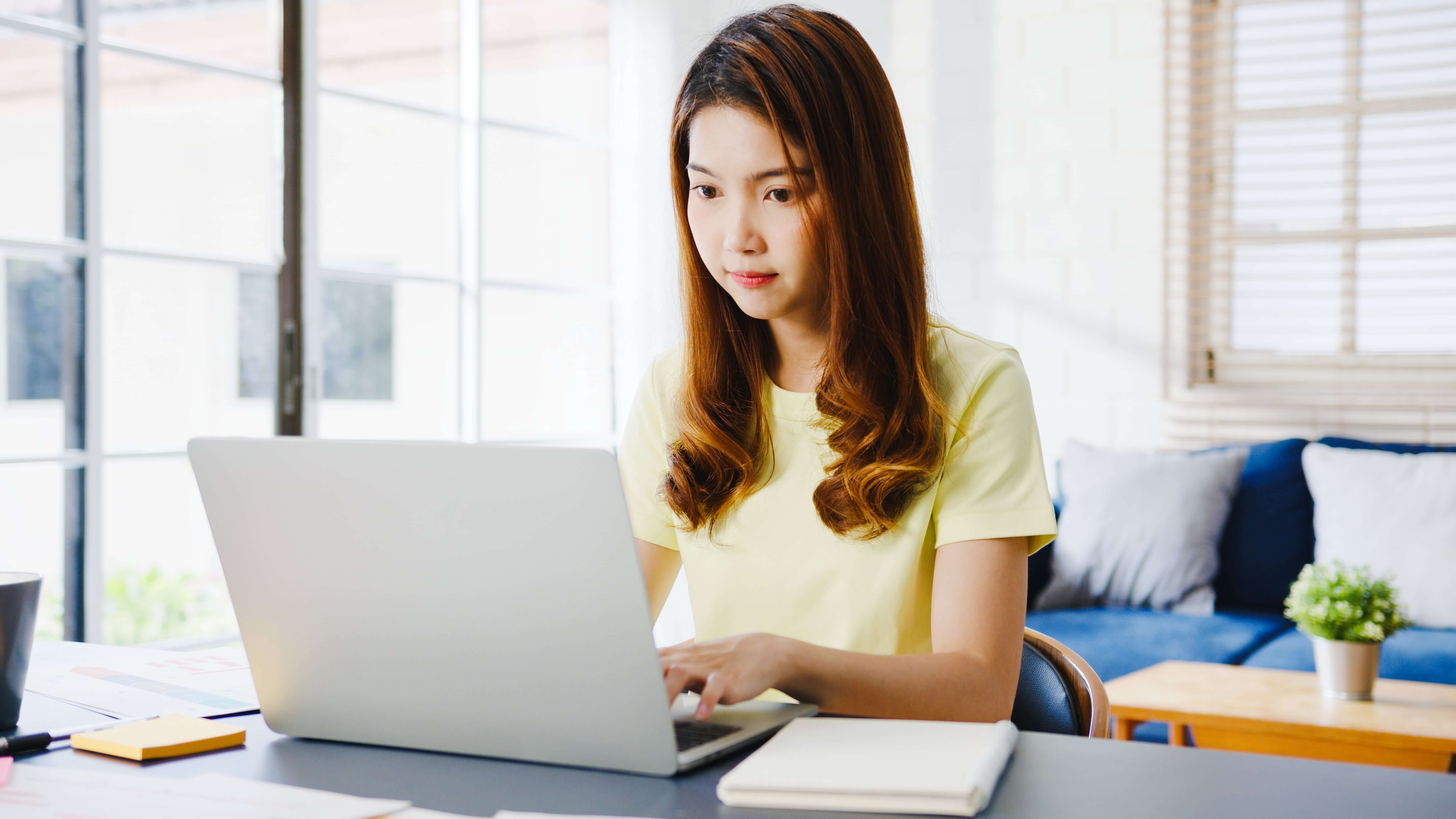 10 Common Misconceptions You Probably Have of Working From Home ...