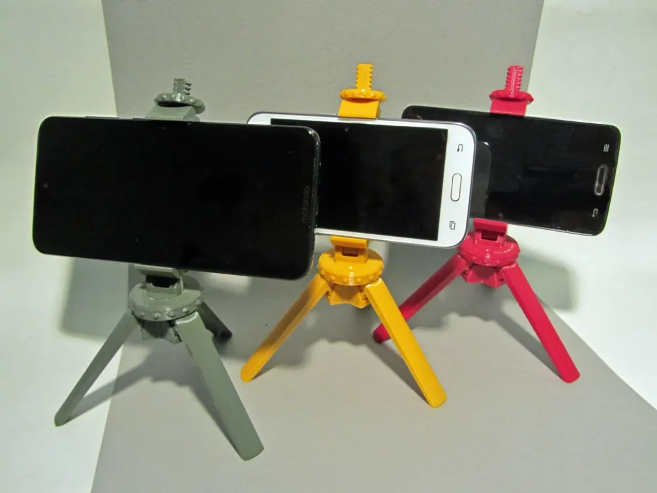 Zoom Phone Tripod (Improved) von LoboCNC | Kostenloses STL-Modell ...